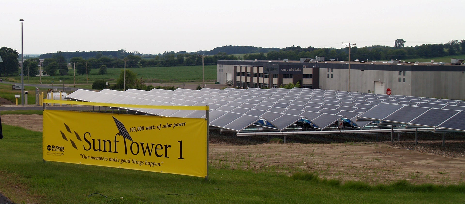 community_solar_sunflower1_web